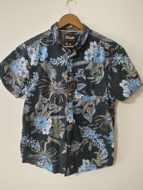 Plugg Men’s Blue Cotton Floral Short-Sleeve Button-Up Shirt M